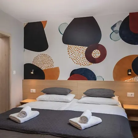 Oda ve Kahvaltı Solar Stobreč