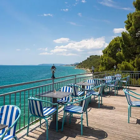 Oda ve Kahvaltı Solar