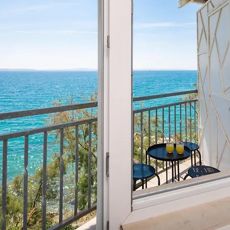 Oda ve Kahvaltı Solar 3*