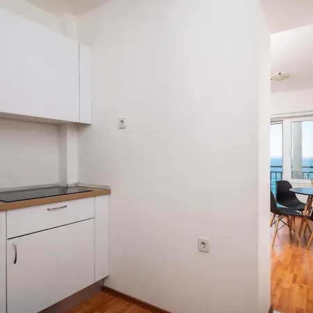 Solar Oda ve Kahvaltı