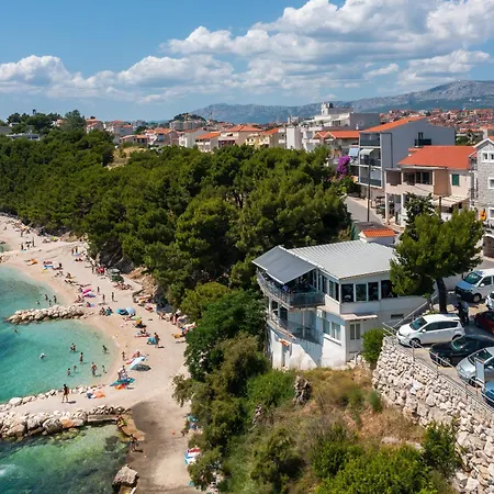 Solar Oda ve Kahvaltı